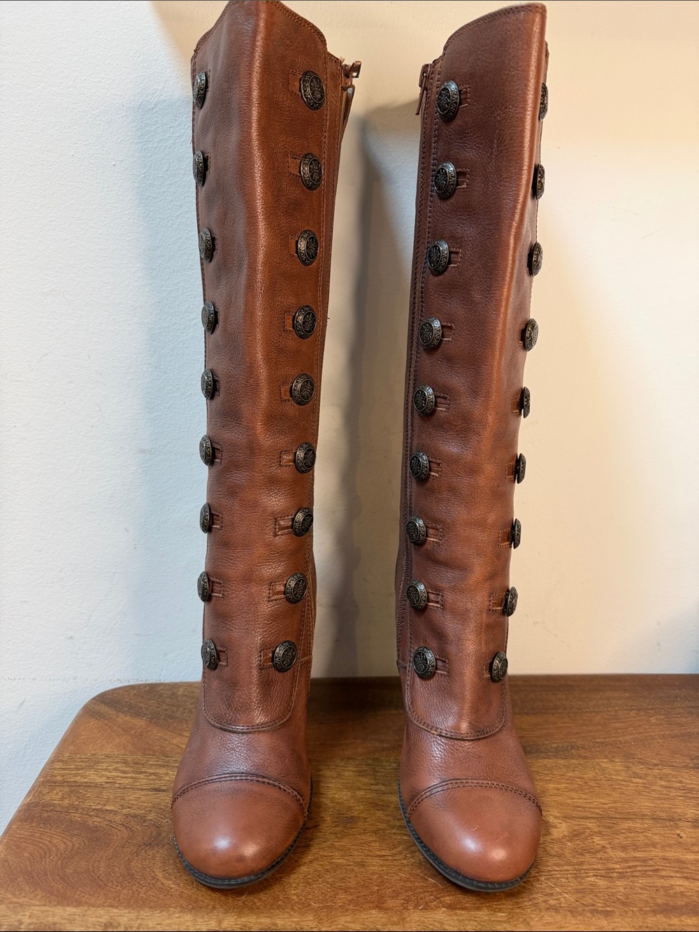 Skechers Henley Women's Tall Brown Leather Button-Accent Heeled Boots Victorian - Picture 3 of 11